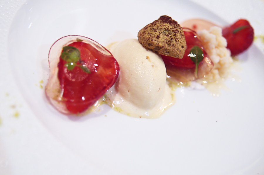 IMGP4927.jpg(172024 byte)