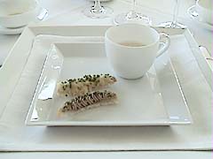 �A�~���[�Y