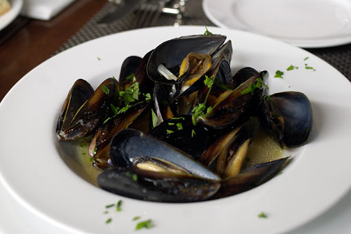 ���[���L