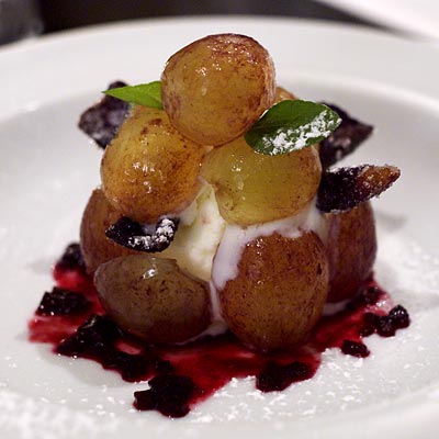 �J�[�U�E���B�j�^���A