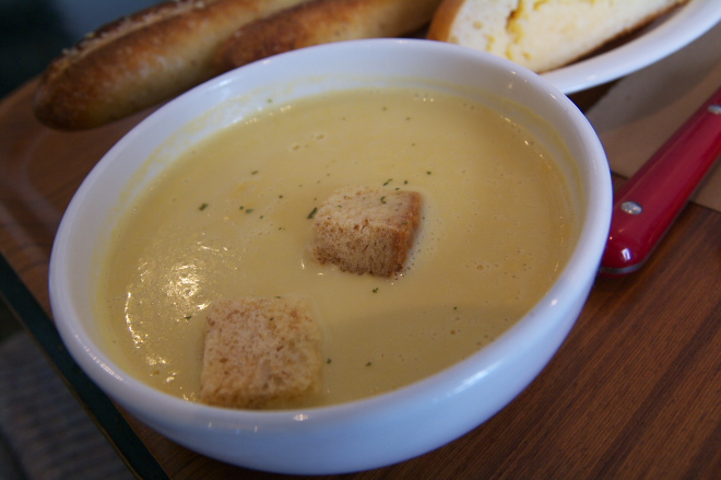 IMGP0104.jpg(139933 byte)