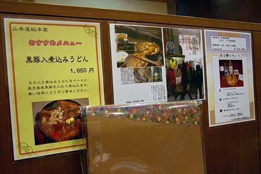 �R�{���{��