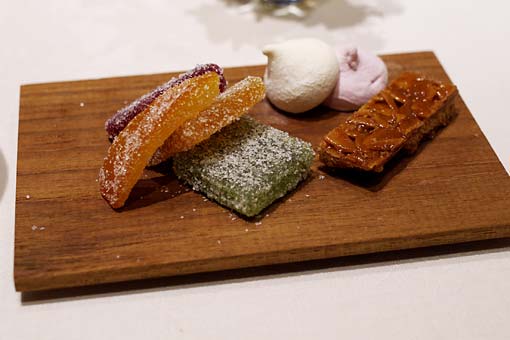 �R�[�g�h�[��