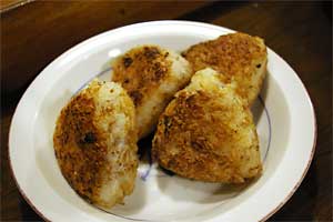 ���킾����