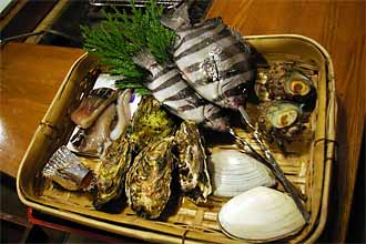 ���킾����