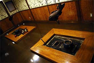 ���킾����