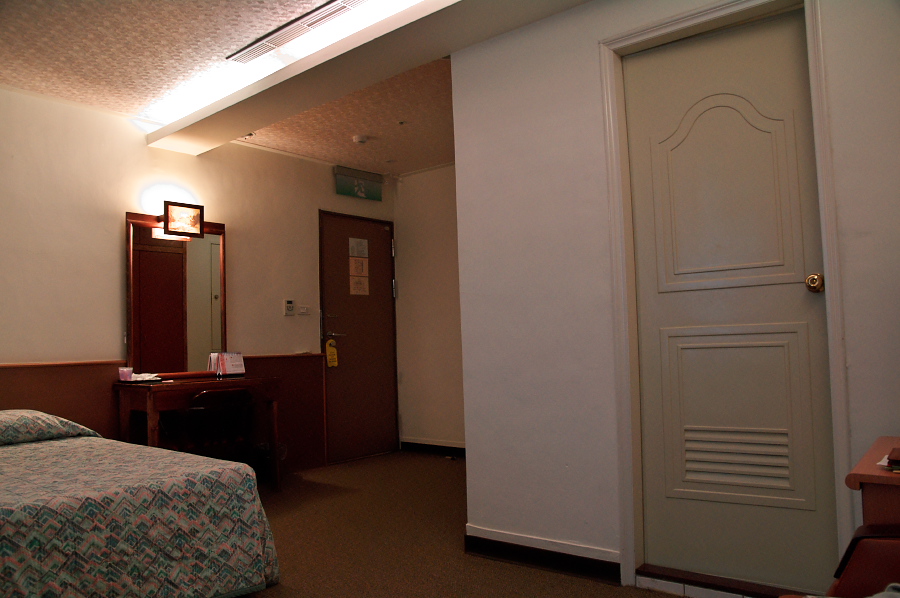 IMGP0070.jpg(259898 byte)