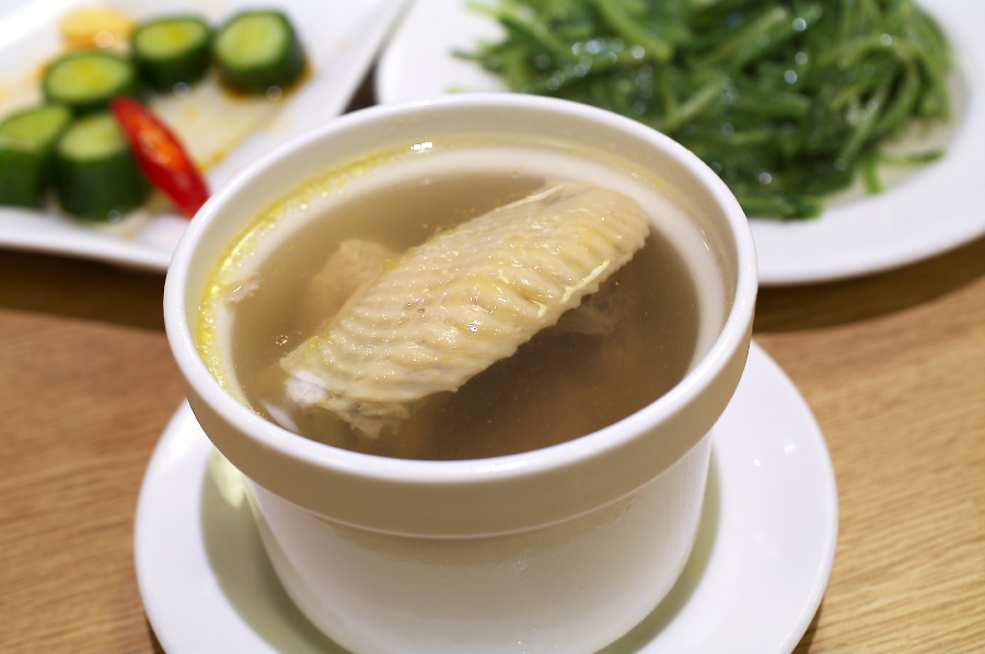 IMGP0049.jpg(191945 byte)