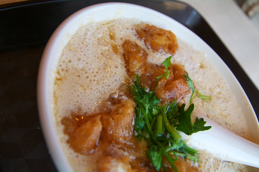 IMGP0006.jpg(285094 byte)