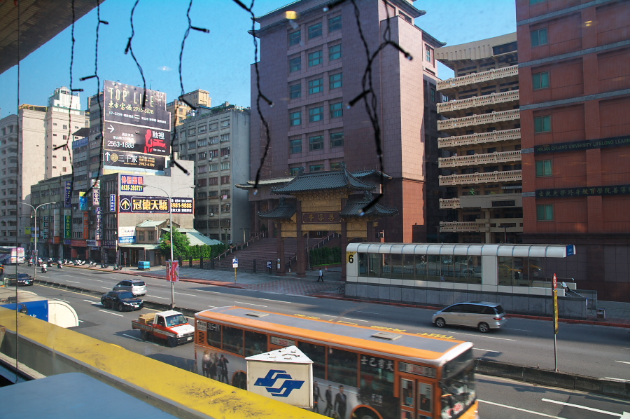 IMGP0016.jpg(374299 byte)