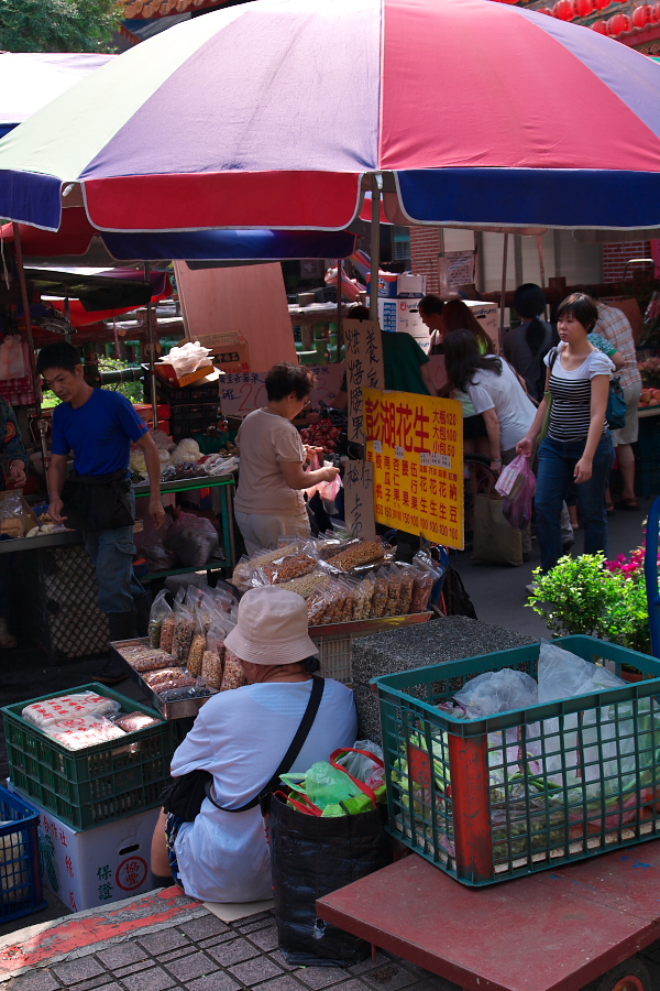 IMGP0100.jpg(400400 byte)