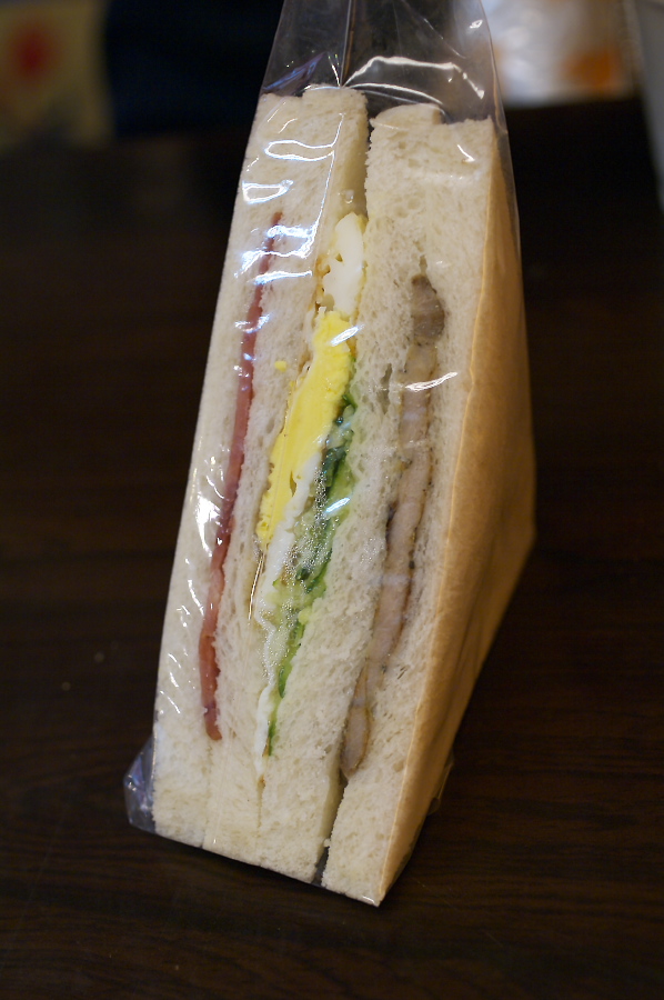 IMGP0014.jpg(239887 byte)