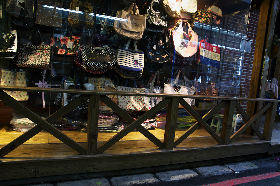 IMGP0225.jpg(889509 byte)