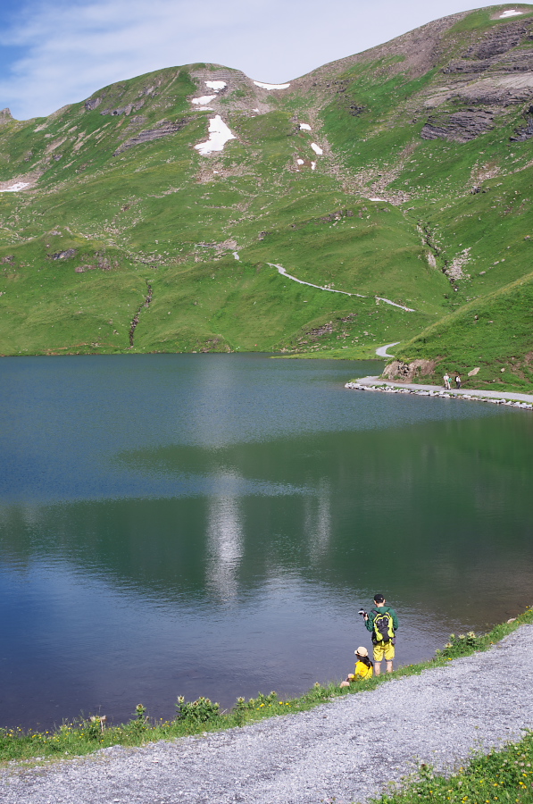 IMGP0099_1.jpg(384898 byte)