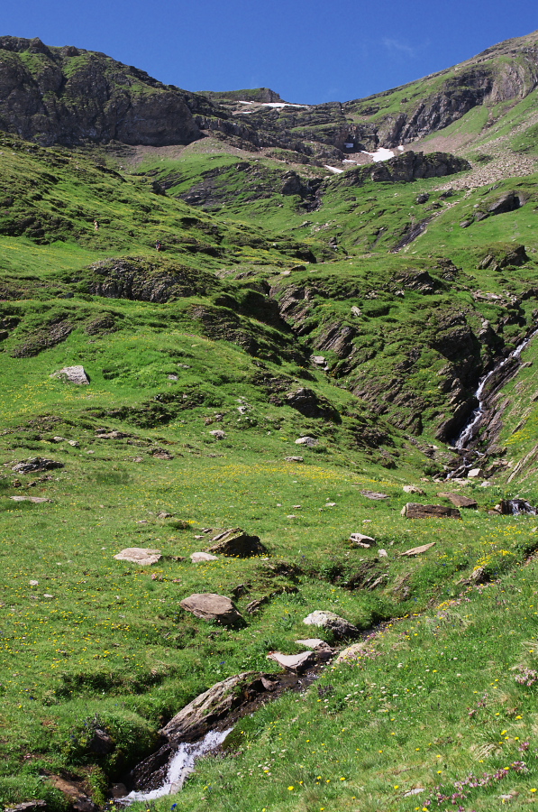 IMGP0197_1.jpg(590974 byte)