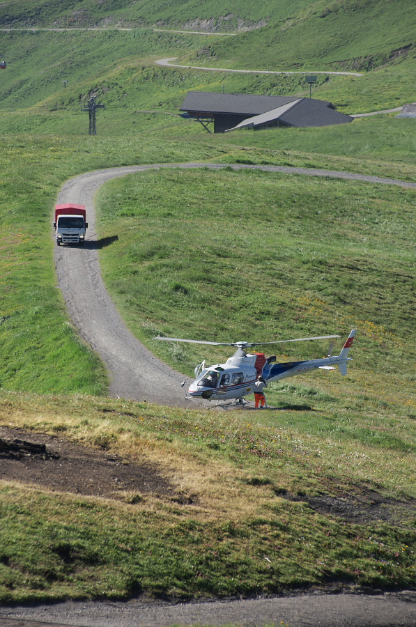 IMGP1030.jpg(475516 byte)