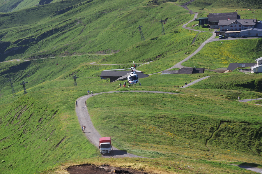 IMGP1054.jpg(486304 byte)