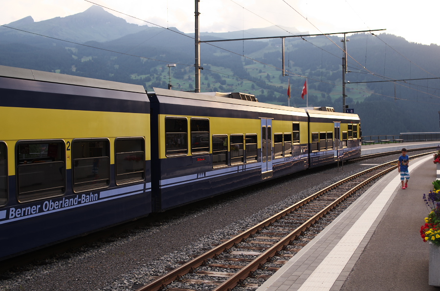 IMGP0833.jpg(327445 byte)