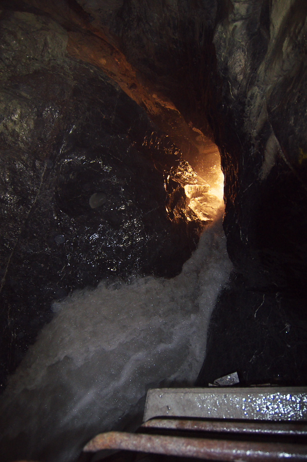 IMGP2832.jpg(304026 byte)