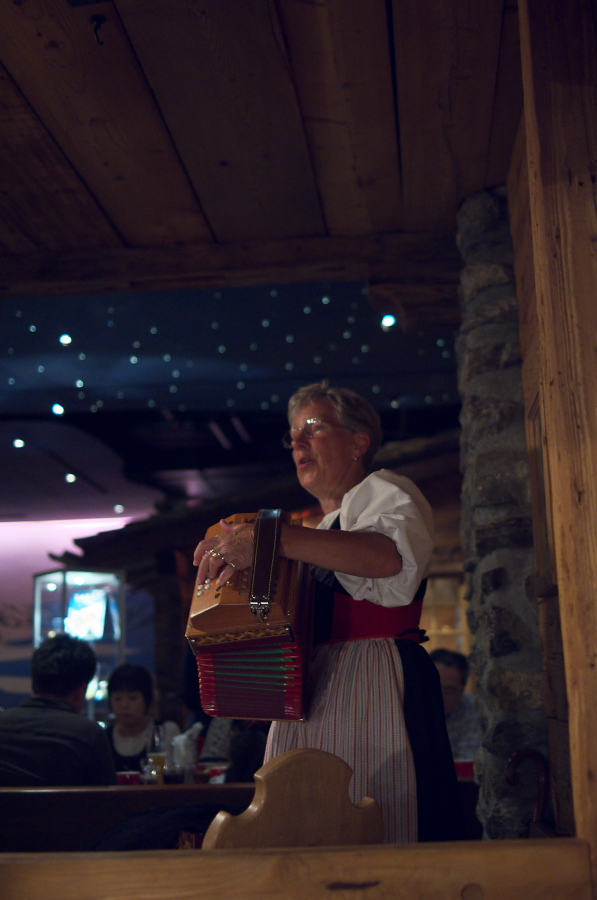 IMGP3299.jpg(226952 byte)