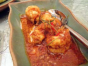 �̓G�r�̃t���C�̐ԃJ���[�_