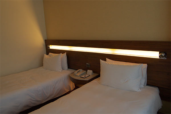 ���@�z�e��