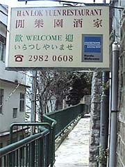 �s�����U